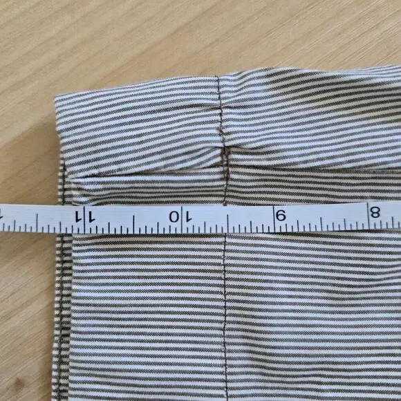 J Crew Chino Y2K Low-rise Striped Bermuda Shorts Womens Size 8 Brown White - Picture 9 of 9